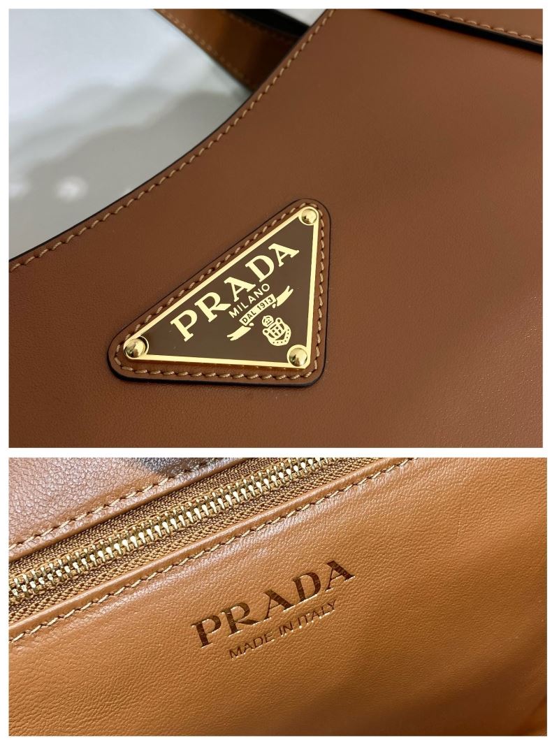 Pra*a top handle bags